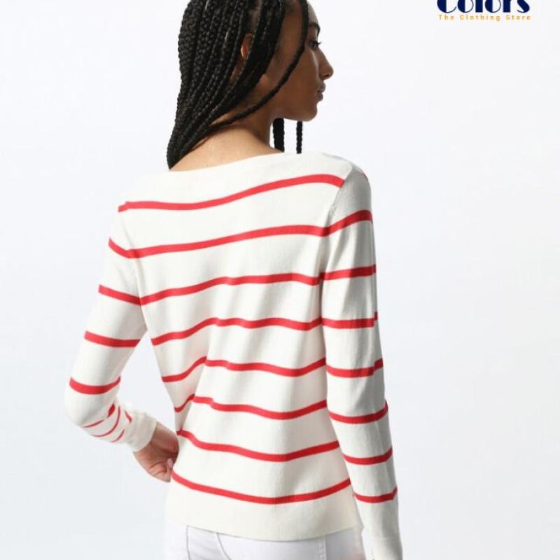 V-neck Sweater with Long Sleeves